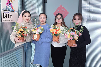 若水芳華，綻若春花！女神節(jié)到，聚丙烯酰胺廠家賽諾威恭祝天下所有女性芳華若春花！